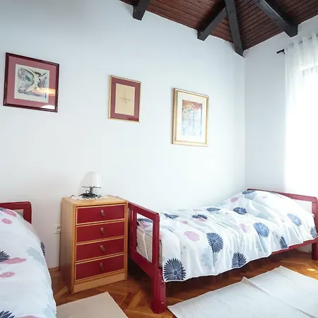 C52 Apartman *
